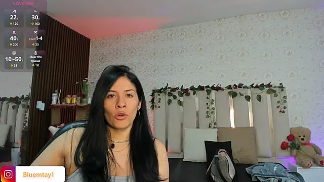 BLUE TAY1 online show from February 2026 12:04:01 PM