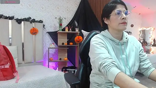 BLUE TAY1 online show from November 2025 12:10:02 PM