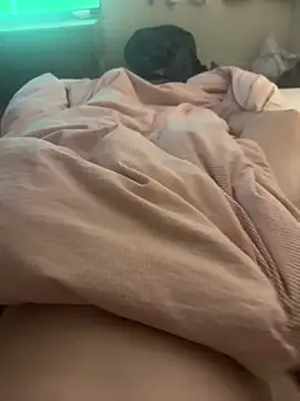 Snapshot of Hansonbloux chatting on September 2025 12:50:02 AM Hansonbloux online show from September 2025 12:50:02 AM