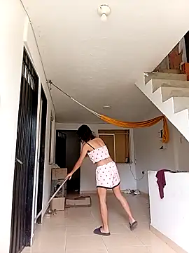 nina sky online show from December 2025 03:21:02 PM