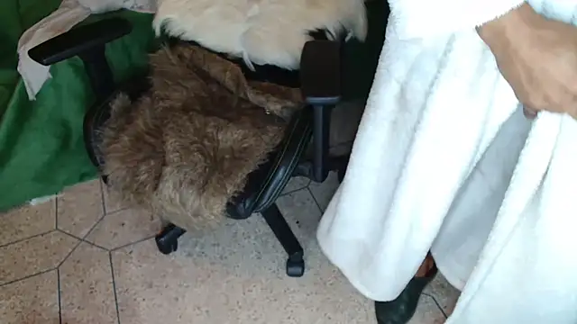 JUSTFORRICH online show from March 2026 08:52:01 PM