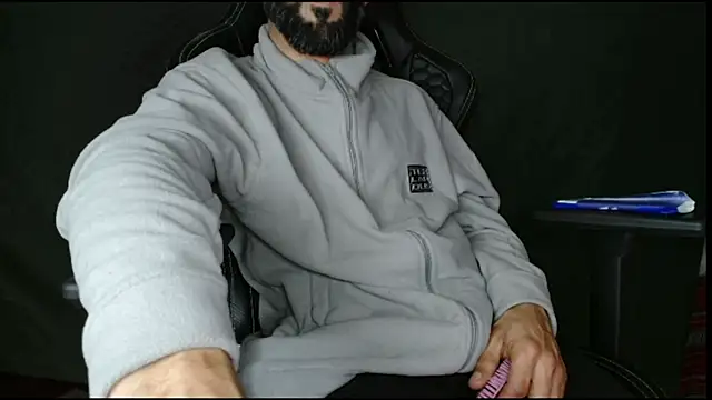 JUSTFORRICH online show from March 2026 04:14:01 AM