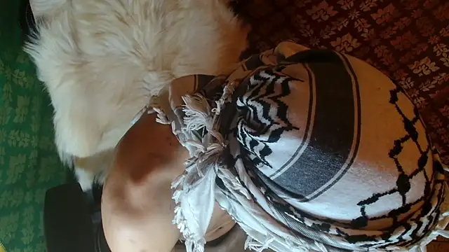 JUSTFORRICH online show from April 2026 10:32:01 PM