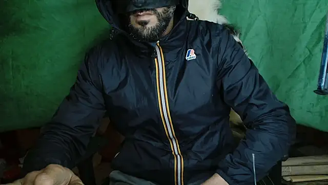 JUSTFORRICH online show from March 2026 05:31:02 PM