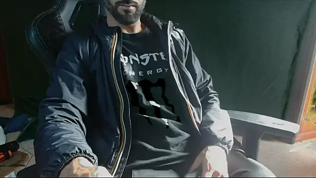 JUSTFORRICH online show from April 2026 04:46:01 PM