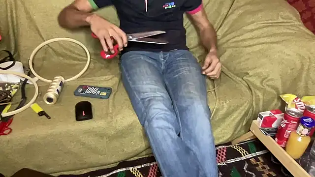 JUSTFORRICH online show from December 2025 12:22:01 AM