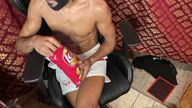 JUSTFORRICH online show from November 2025 11:41:02 PM