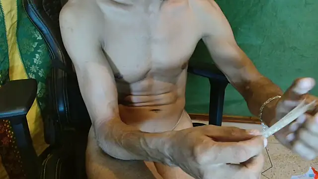 JUSTFORRICH online show from July 2026 11:24:02 PM