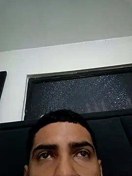 johan77esteban online show from March 2026 10:11:01 PM