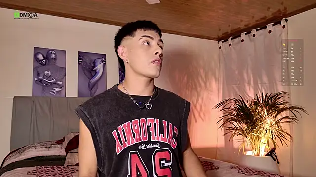 tivendann online show from December 2025 05:09:01 AM