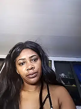 Snapshot of PerlaZultana chatting on October 2025 12:31:02 PM PerlaZultana online show from October 2025 12:31:02 PM