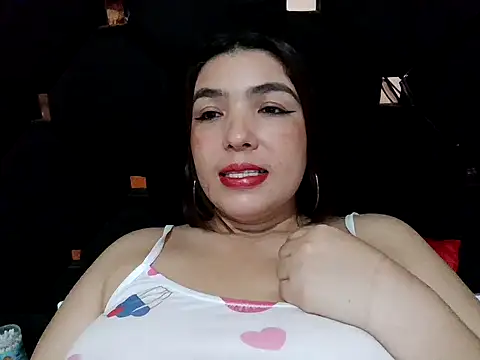 Snapshot of vegacristal88 chatting on May 2026 02:05:01 PM vegacristal88 online show from May 2026 02:05:01 PM