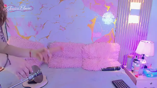 Jessi Alex online show from April 2026 07:38:02 AM