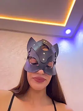 Lina-ass online show from June 2026 04:50:02 PM