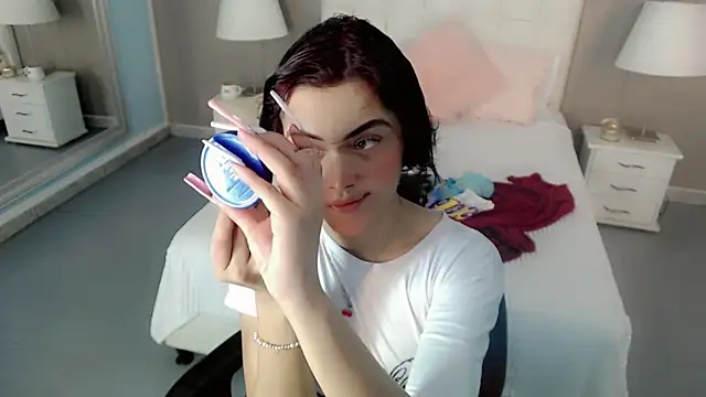 nathalialoes1 online show from November 2025 07:40:01 PM