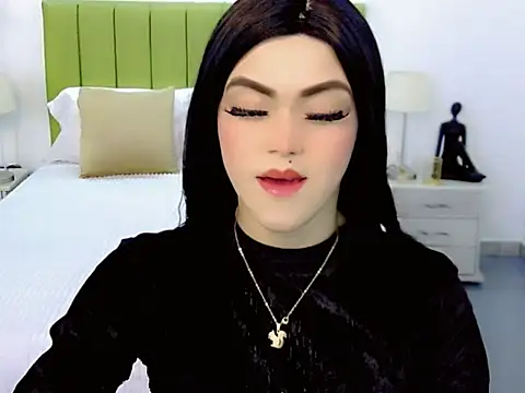 nathalialoes1 online show from September 2025 07:31:01 PM