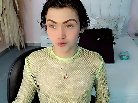 nathalialoes1 online show from October 2025 07:03:02 PM