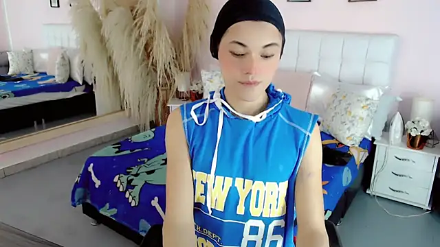 nathalialoes1 online show from November 2025 10:10:01 PM