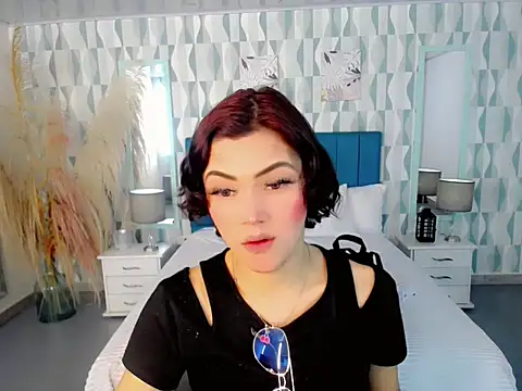 nathalialoes1 online show from November 2025 07:07:01 PM