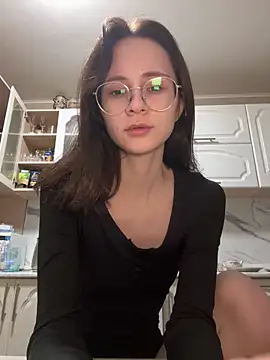 MartaBrent online show from December 2025 06:01:02 PM