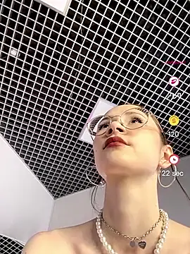 MartaBrent online show from June 2026 04:48:01 PM