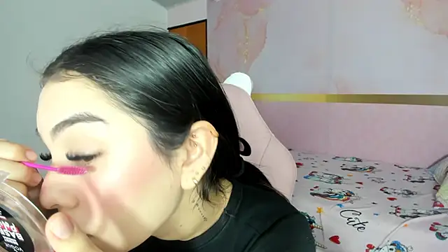 milk candy18 online show from October 2025 10:47:02 AM