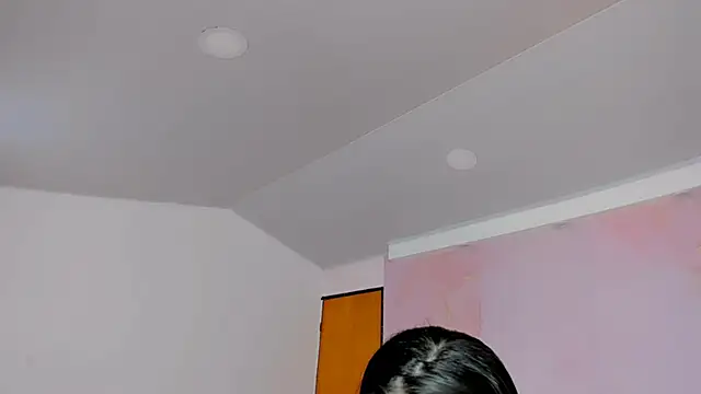 milk candy18 online show from October 2025 12:28:01 PM