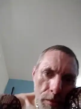 jarjar83 online show from April 2026 12:29:02 PM