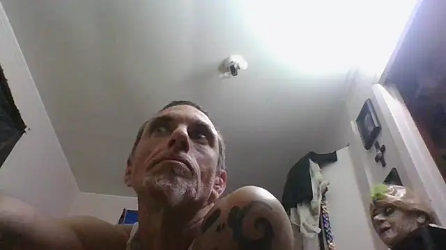 jarjar83 online show from November 2025 09:54:02 AM