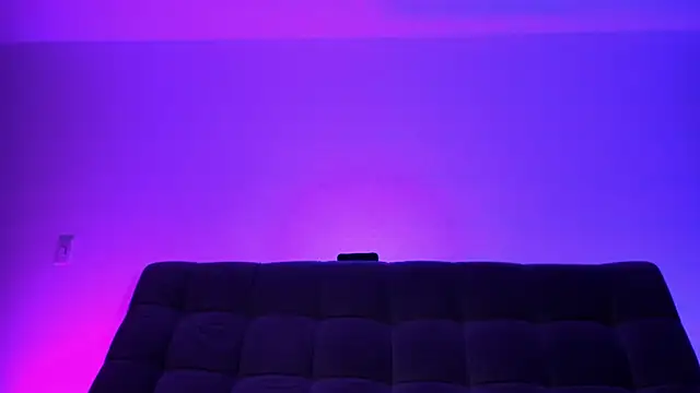 Aciid lover online show from April 2026 02:56:01 AM