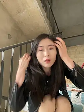 xtt1689999 online show from November 2025 04:49:01 AM