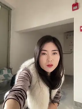 xtt1689999 online show from November 2025 03:21:02 AM