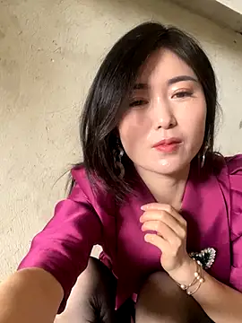 xtt1689999 online show from October 2025 02:54:01 AM