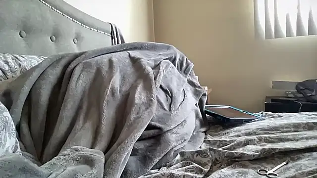 BBCGottii online show from November 2025 08:53:02 PM