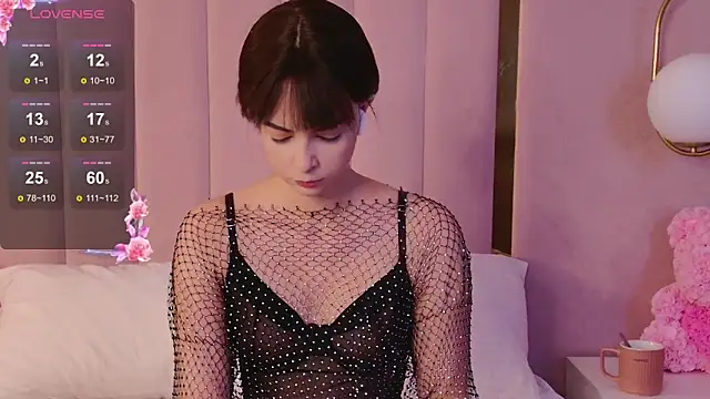 Snapshot of Miranda_Kerry chatting on December 2025 06:30:02 AM Miranda Kerry online show from December 2025 06:30:02 AM