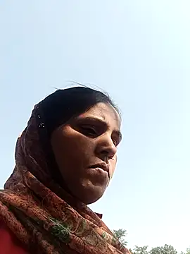 Snapshot of Cut_rajbati chatting on November 2025 07:45:01 AM Cut rajbati online show from November 2025 07:45:01 AM