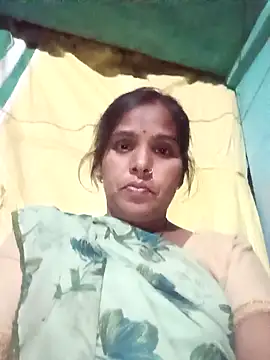 Snapshot of Cut_rajbati chatting on November 2025 02:22:01 PM Cut rajbati online show from November 2025 02:22:01 PM