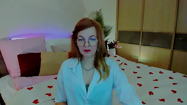 Snapshot of YourUniverser chatting on February 2026 04:47:02 AM YourUniverser online show from February 2026 04:47:02 AM