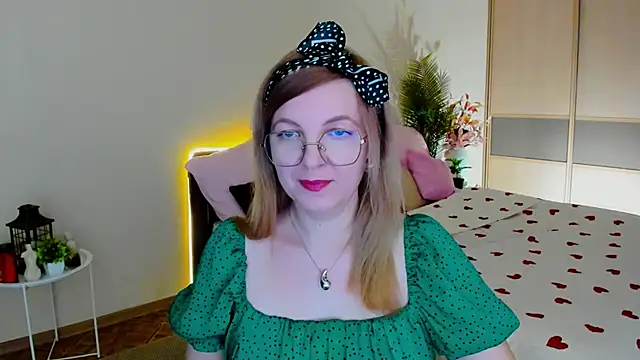 YourUniverser online show from May 2026 11:57:01 AM