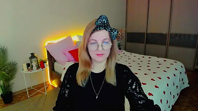 YourUniverser online show from April 2026 09:55:02 AM