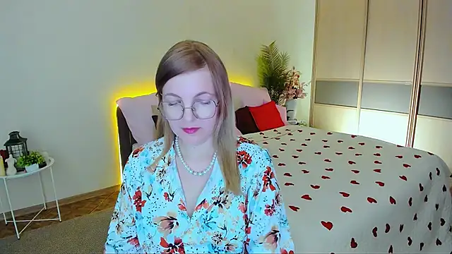 YourUniverser online show from May 2026 09:47:01 AM