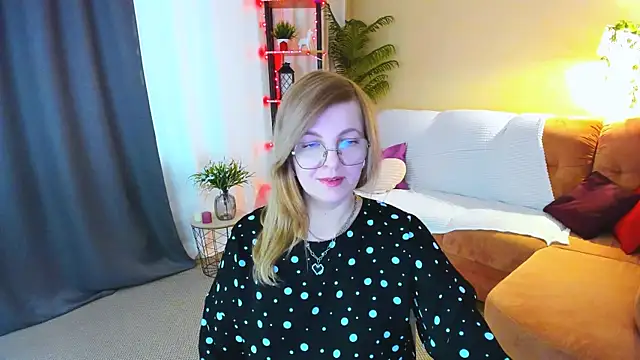 YourUniverser online show from April 2026 12:29:02 PM