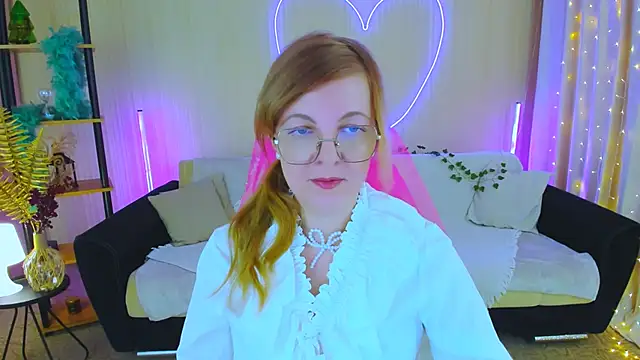 Snapshot of YourUniverser chatting on February 2026 09:40:02 AM YourUniverser online show from February 2026 09:40:02 AM