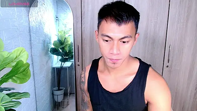 PinooyMilker online show from April 2026 02:43:01 PM