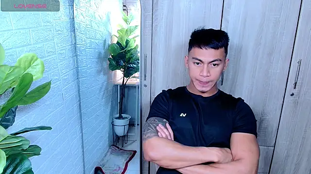 Snapshot of PinooyMilker chatting on December 2025 01:27:01 AM PinooyMilker online show from December 2025 01:27:01 AM