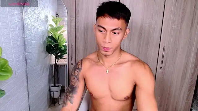 PinooyMilker online show from September 2025 02:57:02 PM