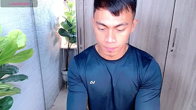 Snapshot of PinooyMilker chatting on January 2026 02:04:02 AM PinooyMilker online show from January 2026 02:04:02 AM