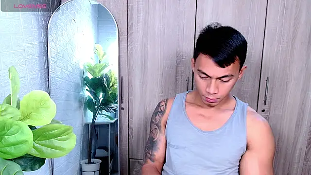 Snapshot of PinooyMilker chatting on February 2026 02:44:02 AM PinooyMilker online show from February 2026 02:44:02 AM