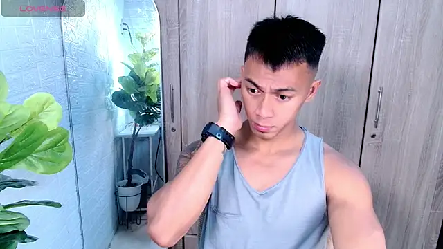 PinooyMilker online show from April 2026 11:04:01 AM