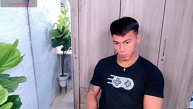 PinooyMilker online show from November 2025 04:12:02 AM